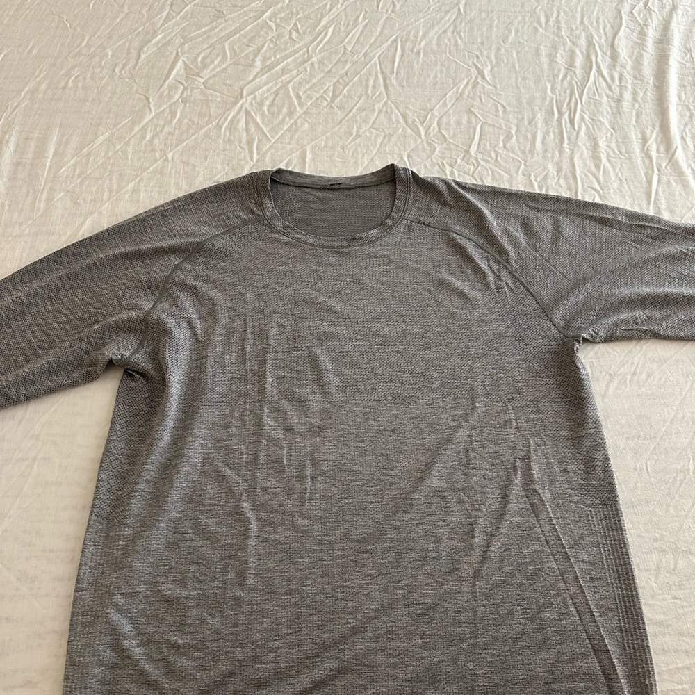 Lululemon MVT Long Sleeve T-shirt